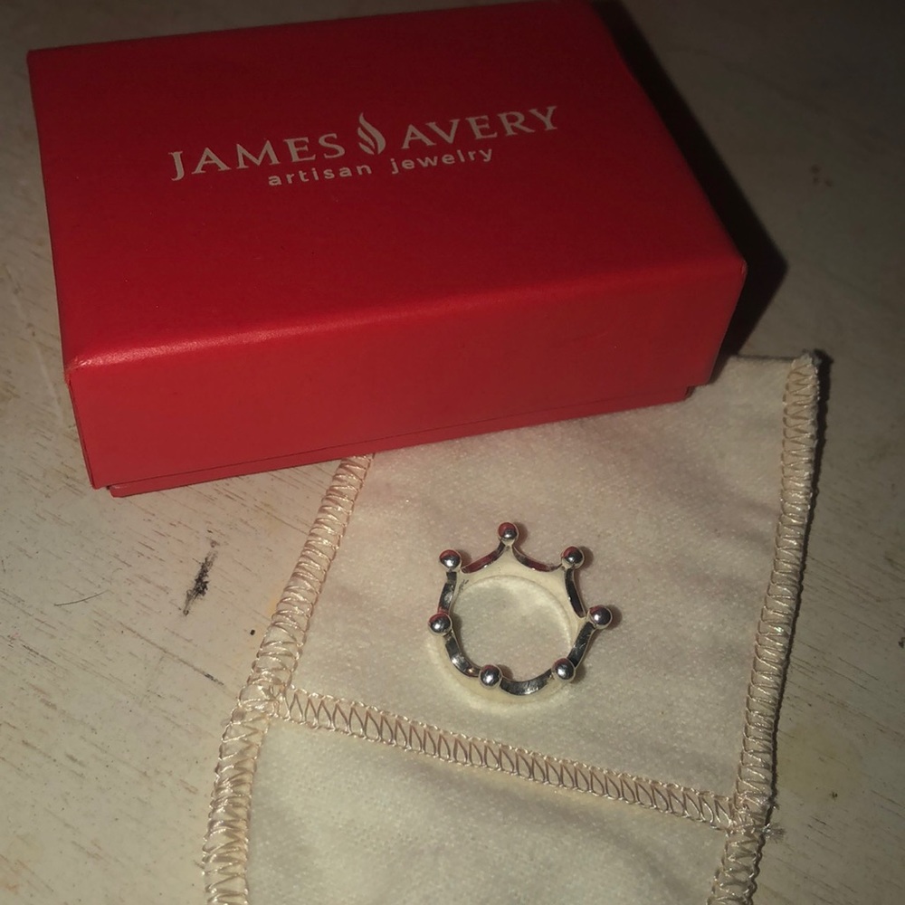 James Avery crown ring size 5.5 with packaging